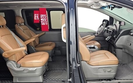 Hyundai Staria, 2021 год, 4 120 000 рублей, 10 фотография