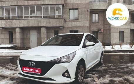 Hyundai Solaris II рестайлинг, 2020 год, 1 000 000 рублей, 1 фотография