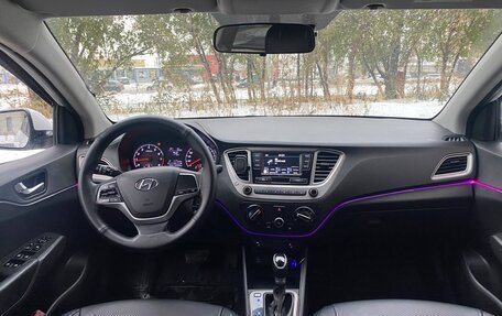 Hyundai Solaris II рестайлинг, 2020 год, 1 000 000 рублей, 7 фотография