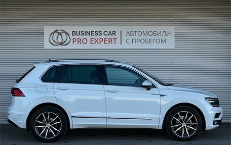 Volkswagen Tiguan II, 2018 год, 2 590 000 рублей, 4 фотография