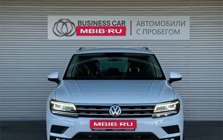 Volkswagen Tiguan II, 2018 год, 2 590 000 рублей, 2 фотография