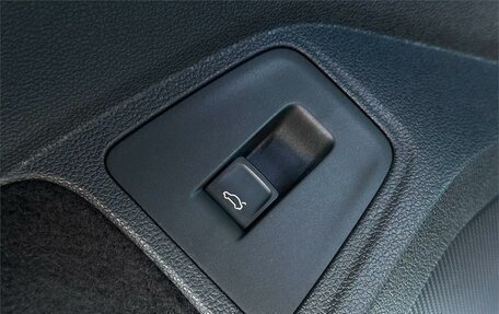 Volkswagen Tiguan II, 2018 год, 2 590 000 рублей, 29 фотография