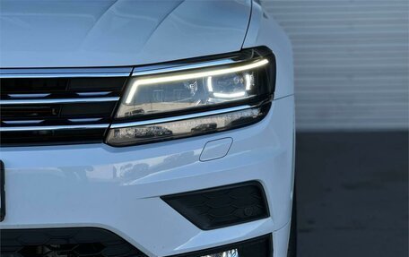 Volkswagen Tiguan II, 2018 год, 2 590 000 рублей, 34 фотография