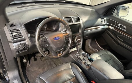 Ford Explorer VI, 2016 год, 2 299 800 рублей, 8 фотография