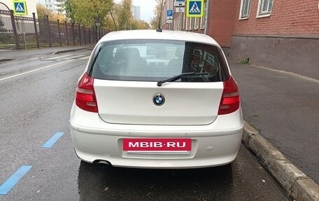 BMW 1 серия, 2008 год, 900 000 рублей, 4 фотография