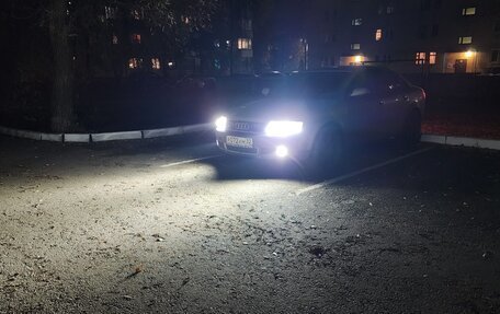 Audi A4, 2002 год, 750 000 рублей, 5 фотография