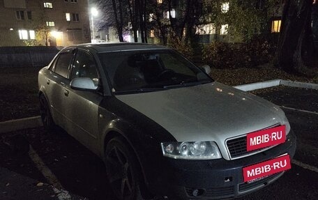 Audi A4, 2002 год, 750 000 рублей, 10 фотография
