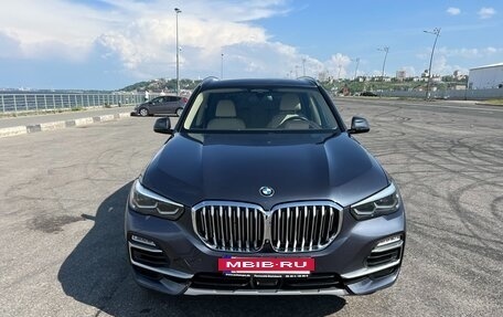 BMW X5, 2019 год, 5 790 000 рублей, 2 фотография