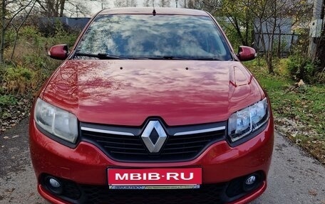 Renault Sandero II рестайлинг, 2016 год, 646 000 рублей, 2 фотография