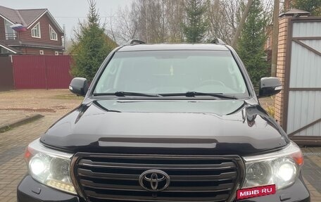 Toyota Land Cruiser 200, 2015 год, 4 150 000 рублей, 1 фотография