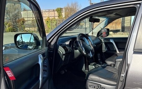 Toyota Land Cruiser Prado 150 рестайлинг 2, 2014 год, 3 000 000 рублей, 4 фотография