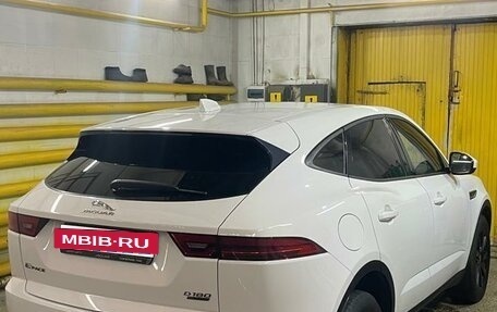 Jaguar E-Pace, 2018 год, 2 850 000 рублей, 17 фотография