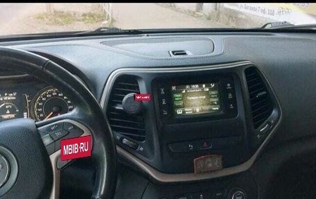 Jeep Cherokee, 2014 год, 1 379 000 рублей, 10 фотография