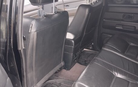 Nissan Pathfinder, 2002 год, 350 000 рублей, 32 фотография