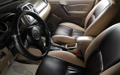 Toyota RAV4, 2003 год, 749 000 рублей, 8 фотография