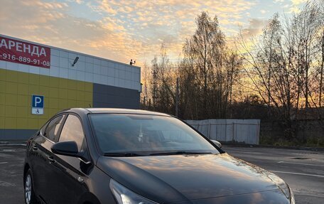 Hyundai Solaris II рестайлинг, 2017 год, 1 300 000 рублей, 10 фотография