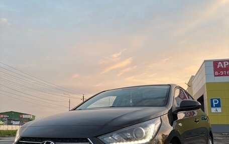 Hyundai Solaris II рестайлинг, 2017 год, 1 300 000 рублей, 6 фотография