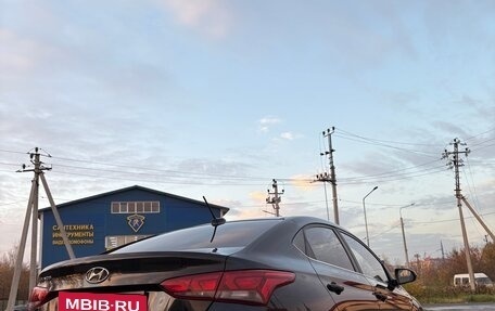 Hyundai Solaris II рестайлинг, 2017 год, 1 300 000 рублей, 8 фотография