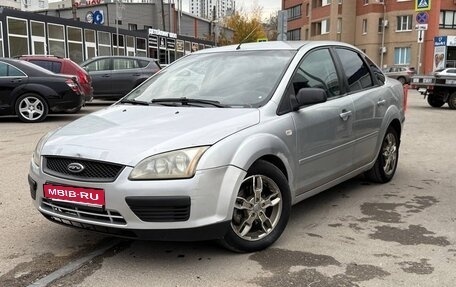 Ford Focus II рестайлинг, 2005 год, 290 000 рублей, 1 фотография