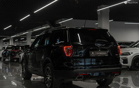 Ford Explorer VI, 2017 год, 2 930 000 рублей, 4 фотография