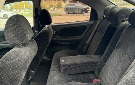 Hyundai Sonata IV рестайлинг, 2005 год, 303 000 рублей, 11 фотография