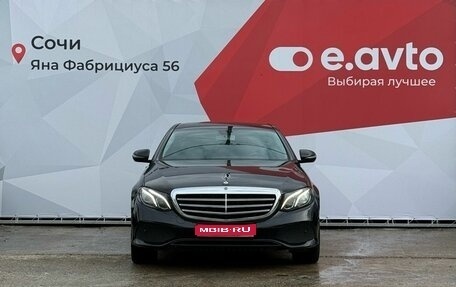 Mercedes-Benz E-Класс, 2019 год, 2 990 000 рублей, 1 фотография