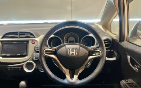 Honda Fit III, 2011 год, 835 000 рублей, 16 фотография