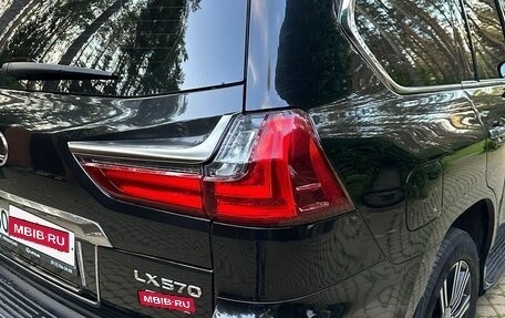 Lexus LX III, 2019 год, 8 500 000 рублей, 10 фотография