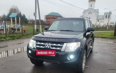 Mitsubishi Pajero IV, 2012 год, 2 000 000 рублей, 2 фотография