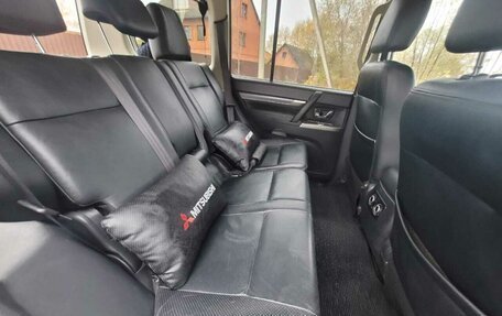 Mitsubishi Pajero IV, 2012 год, 2 000 000 рублей, 18 фотография