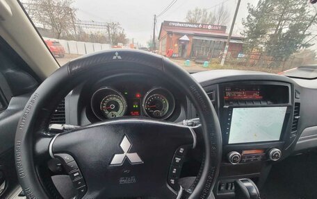Mitsubishi Pajero IV, 2012 год, 2 000 000 рублей, 14 фотография