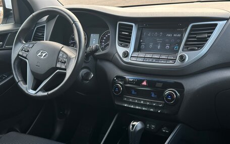 Hyundai Tucson III, 2017 год, 2 175 000 рублей, 9 фотография