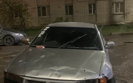 Mitsubishi Galant VIII, 2000 год, 110 000 рублей, 2 фотография