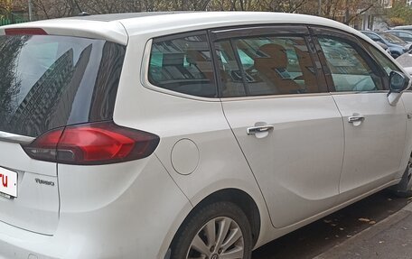 Opel Zafira C рестайлинг, 2013 год, 1 500 000 рублей, 2 фотография