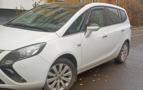 Opel Zafira C рестайлинг, 2013 год, 1 500 000 рублей, 13 фотография