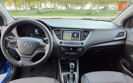 Hyundai Solaris II рестайлинг, 2018 год, 1 250 000 рублей, 12 фотография