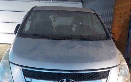 Hyundai Grand Starex Grand Starex I рестайлинг 2, 2010 год, 1 400 000 рублей, 2 фотография