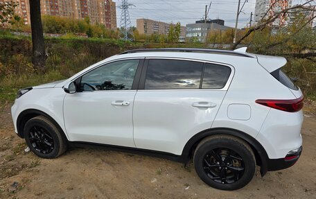 KIA Sportage IV рестайлинг, 2021 год, 2 950 000 рублей, 2 фотография
