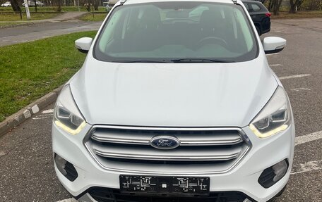 Ford Kuga III, 2019 год, 1 745 000 рублей, 3 фотография