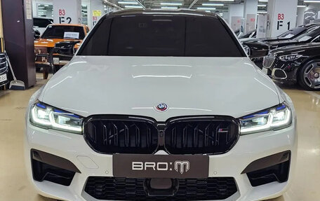 BMW M5, 2023 год, 11 351 027 рублей, 2 фотография