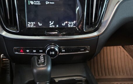 Volvo S60 III, 2019 год, 3 350 000 рублей, 6 фотография