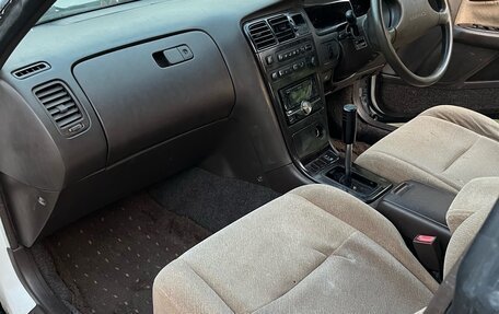 Toyota Mark II VIII (X100), 1995 год, 700 000 рублей, 16 фотография