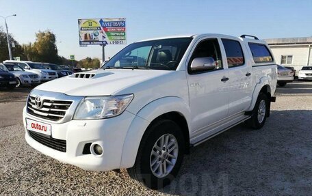 Toyota Hilux VII, 2014 год, 2 250 000 рублей, 2 фотография