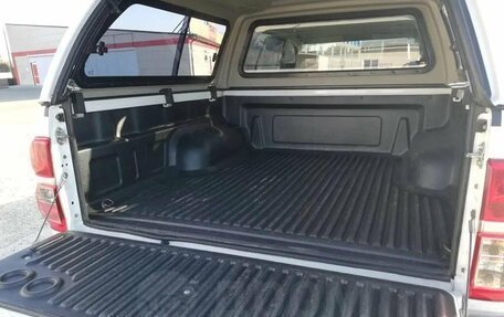 Toyota Hilux VII, 2014 год, 2 250 000 рублей, 14 фотография