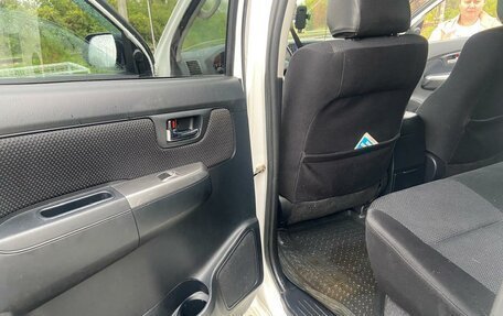 Toyota Hilux VII, 2014 год, 2 250 000 рублей, 15 фотография