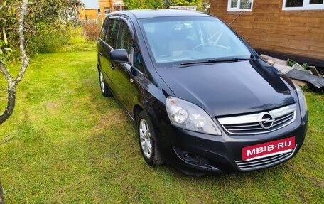 Opel Zafira B, 2011 год, 650 000 рублей, 2 фотография