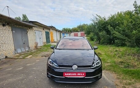 Volkswagen Golf VII, 2017 год, 1 340 000 рублей, 2 фотография