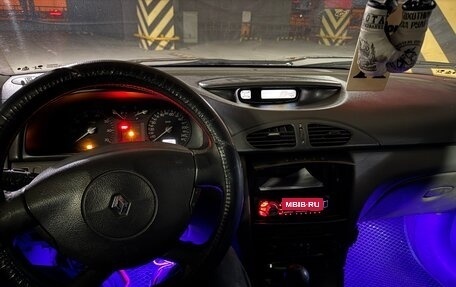 Renault Laguna II, 2001 год, 200 000 рублей, 11 фотография