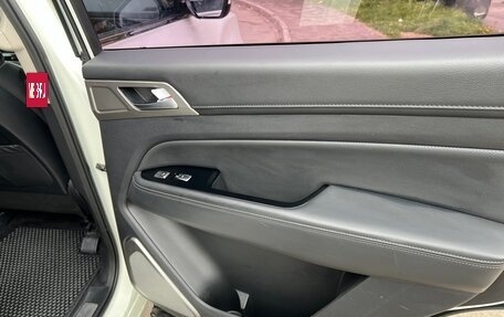 SsangYong Rexton, 2018 год, 1 990 000 рублей, 11 фотография