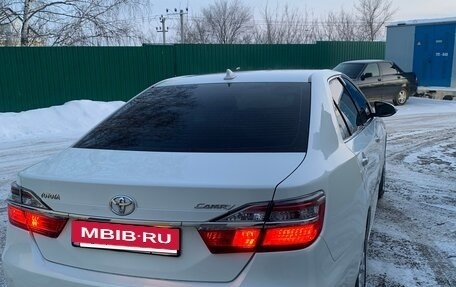 Toyota Camry, 2015 год, 2 000 000 рублей, 3 фотография